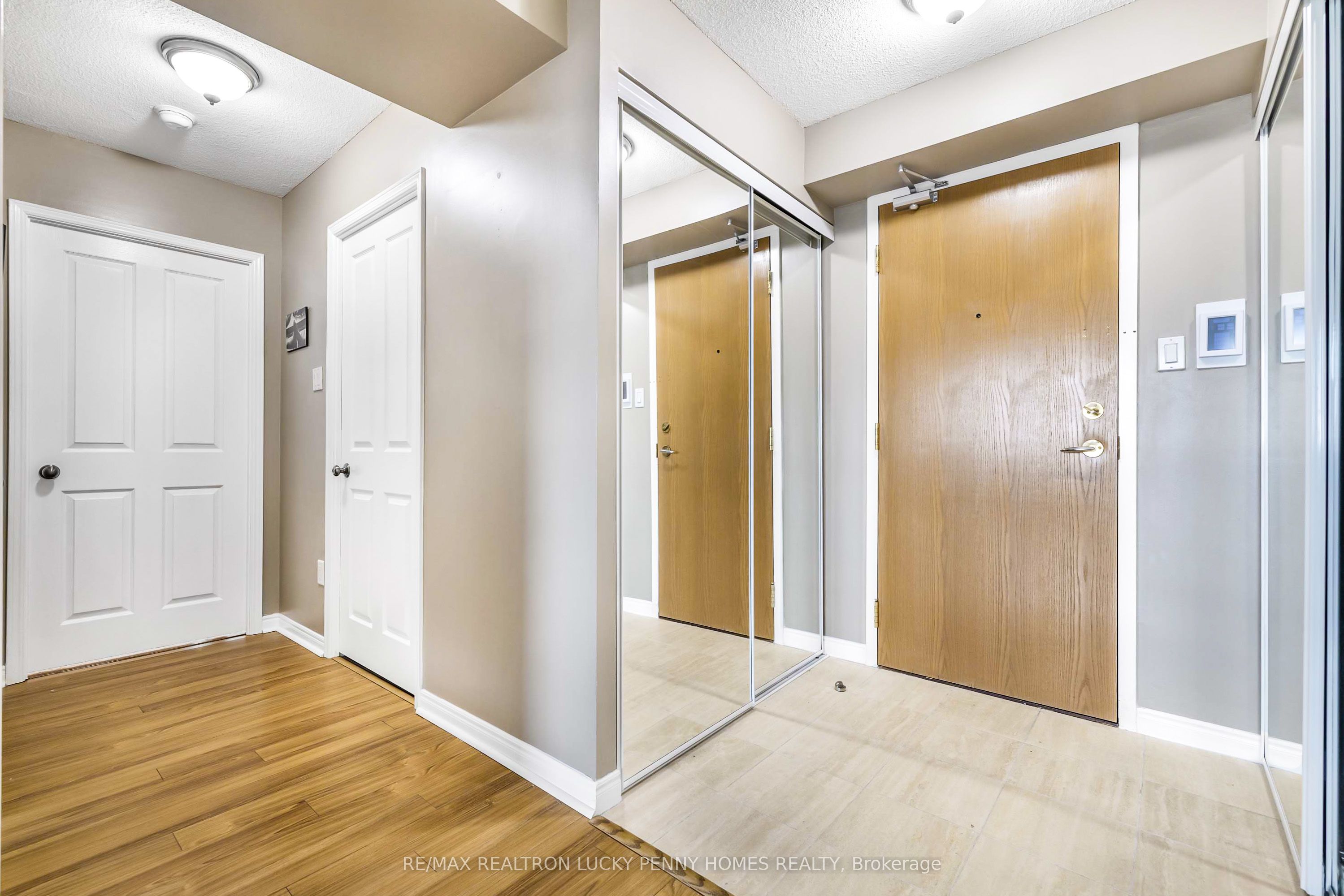 7250 Yonge Street 804