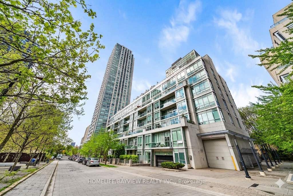 Photo of 120 Homewood Avenue #420, Toronto, ON M4Y 2J3 (MLS # C13712372)