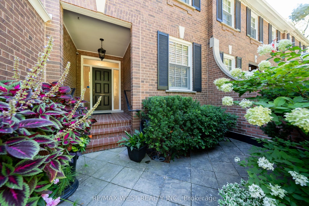 Photo of 3 Castle Frank Road, Toronto, ON M4W 2Z3 (MLS # C13755248)