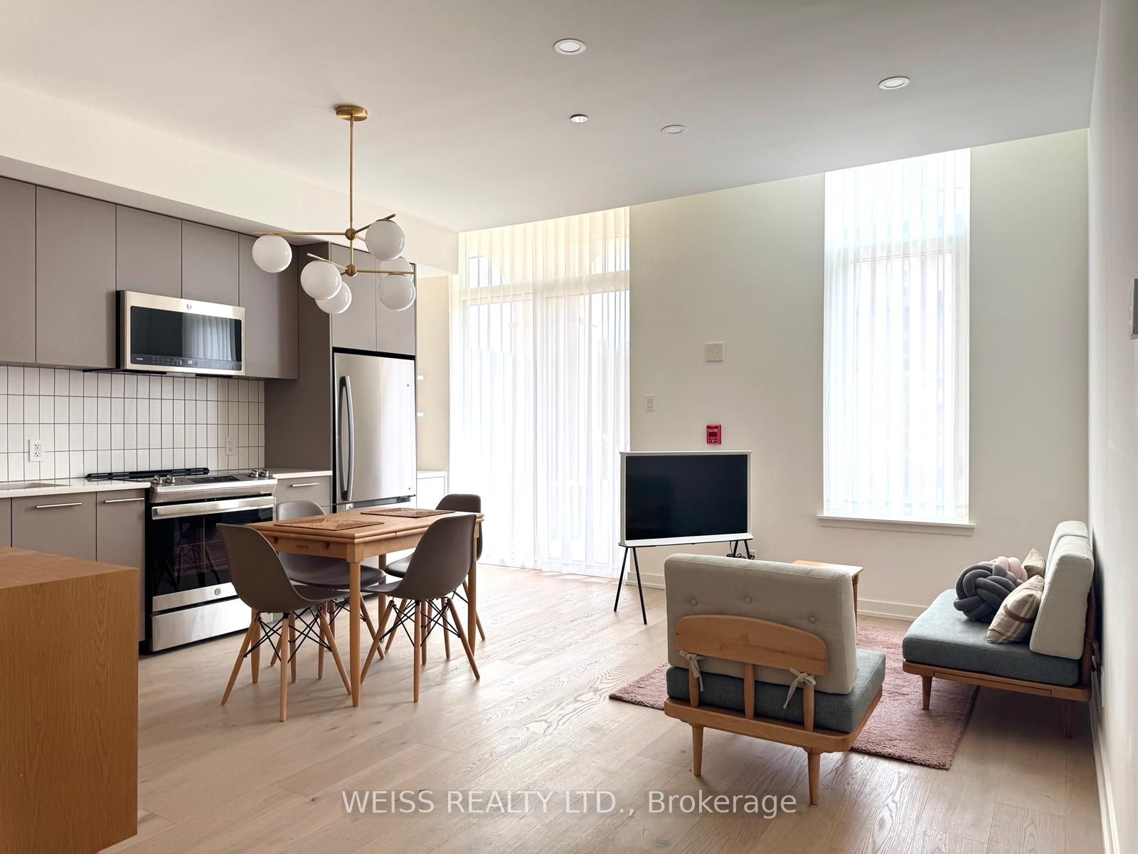 101 Cathedral High Street 101