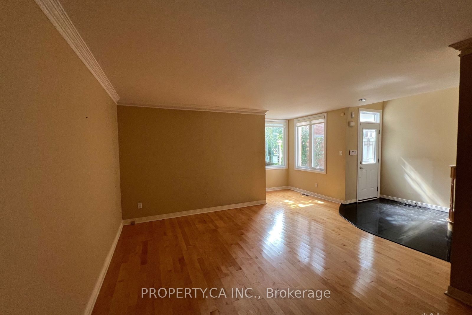 32 Brownstone Circle