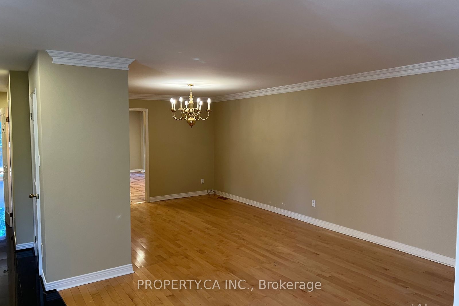 32 Brownstone Circle