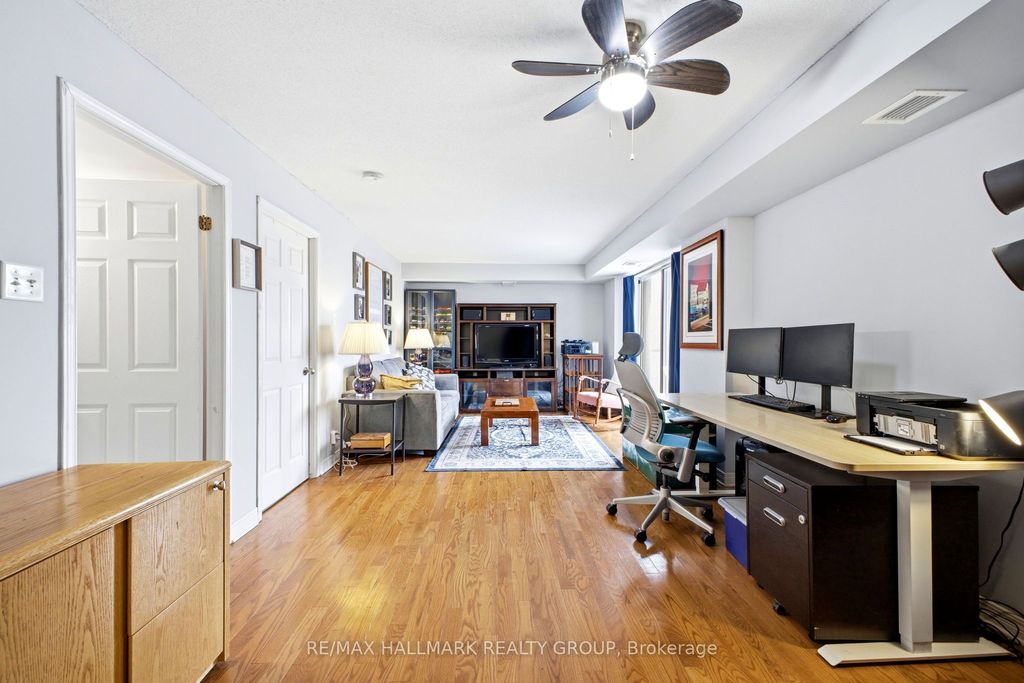 Photo of 429 Somerset Street W #PH13, Ottawa Centre, ON K2P 2P5 (MLS # X12978076)