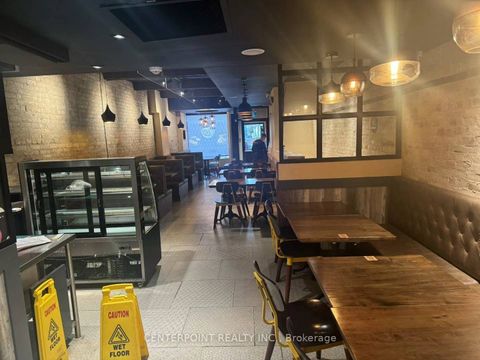 409 Spadina Avenue Toronto ON M5T 2G6