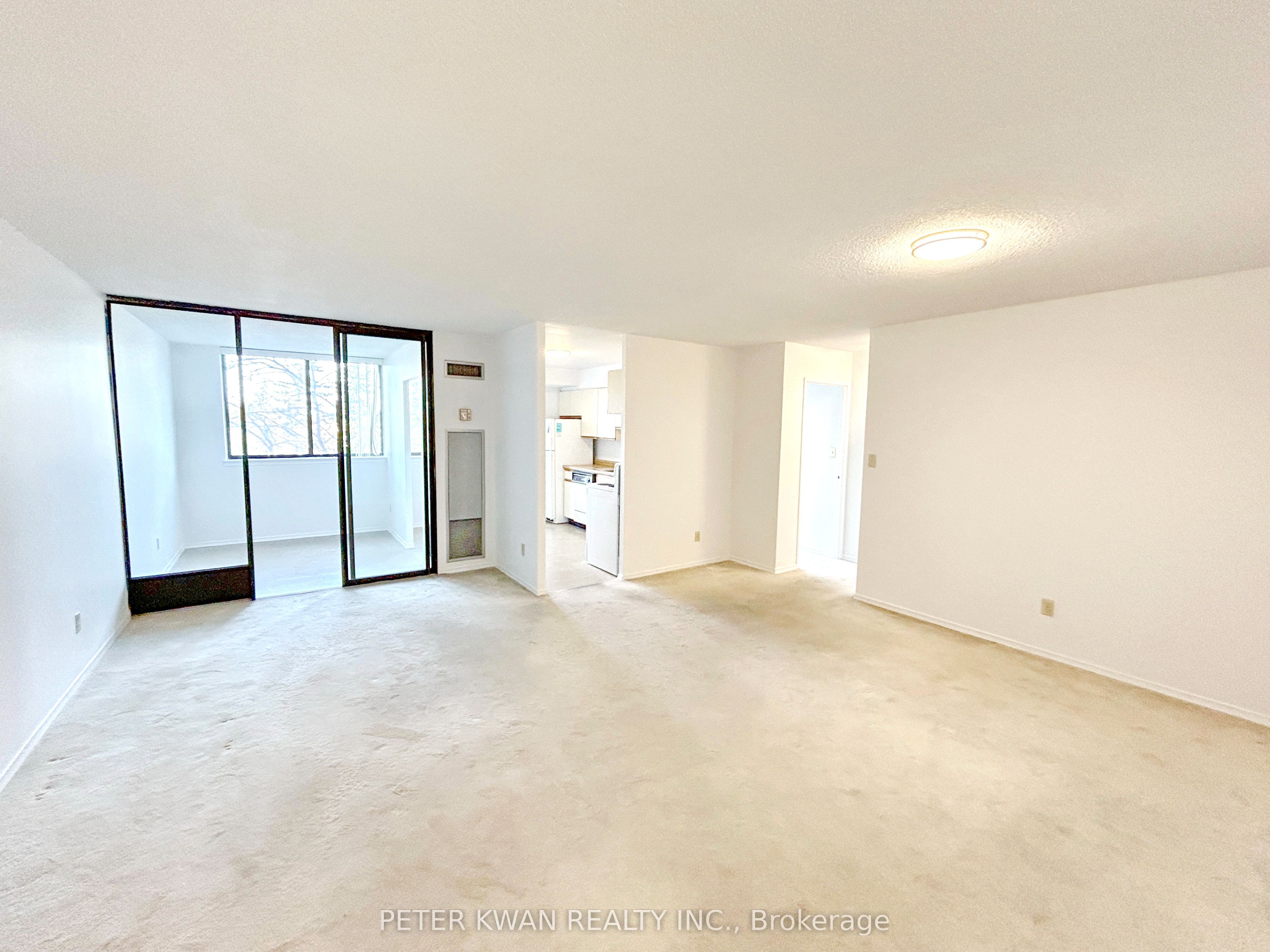Photo 1 of 13 — 25 Bamburgh Circle 330, Toronto, ON M1W 3W2