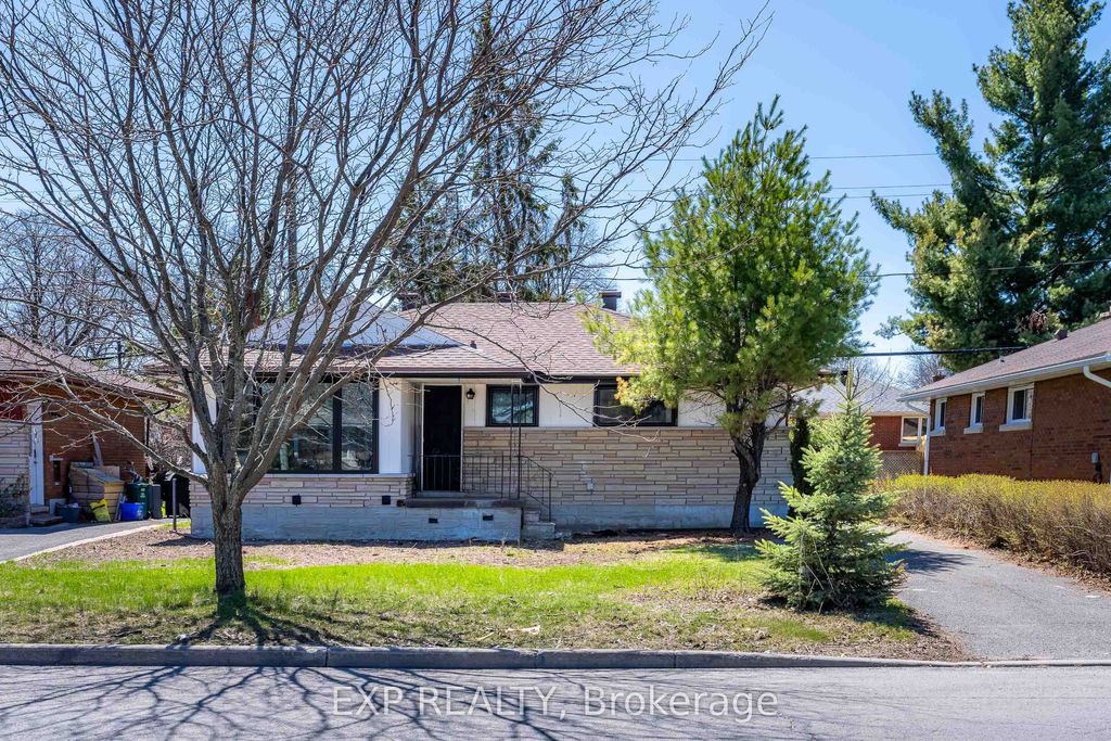 Photo of 768 Pleasant Park Road, Elmvale Acres and Area, ON K1G 1Y7 (MLS # X12906316)