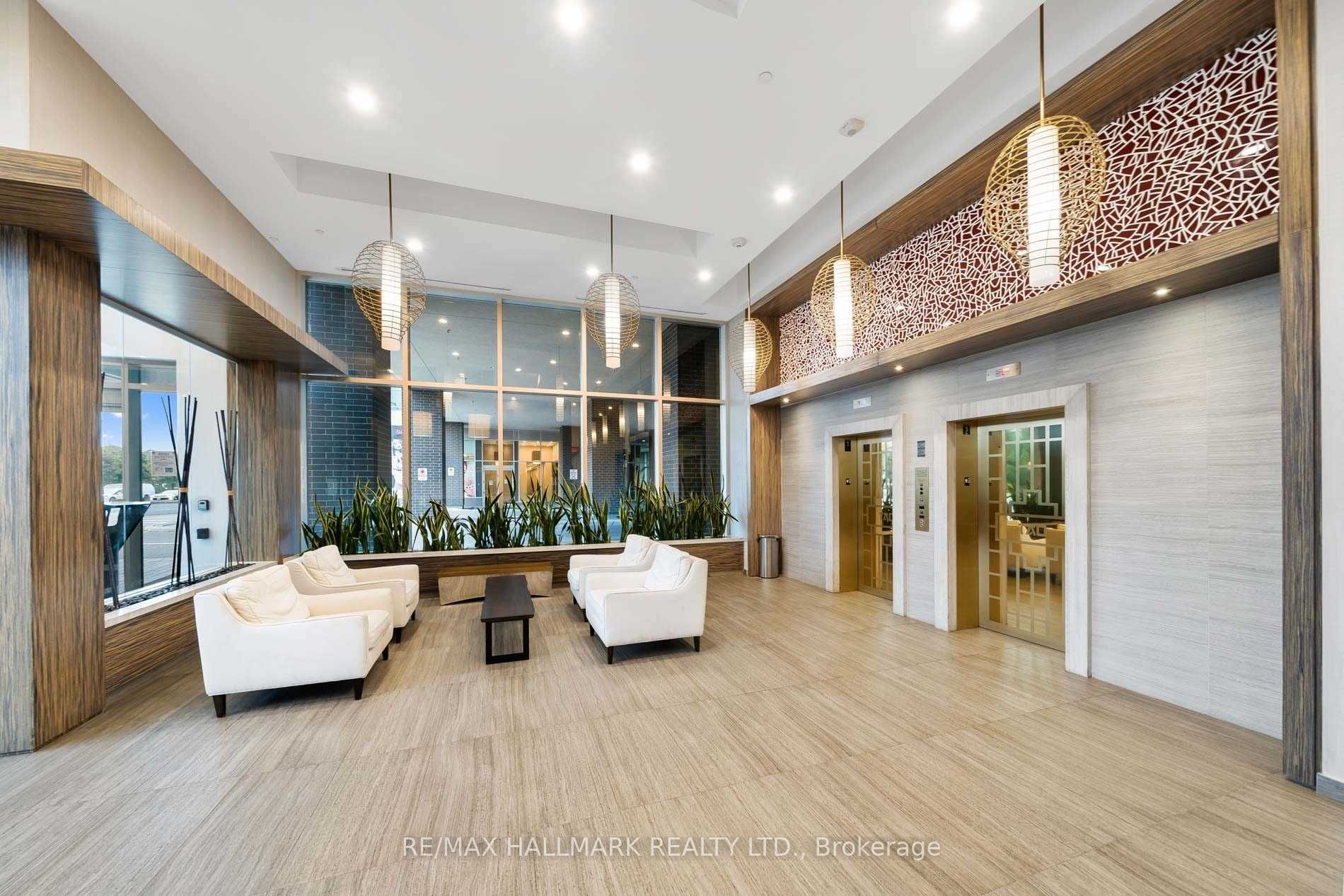 8763 Bayview Avenue 619