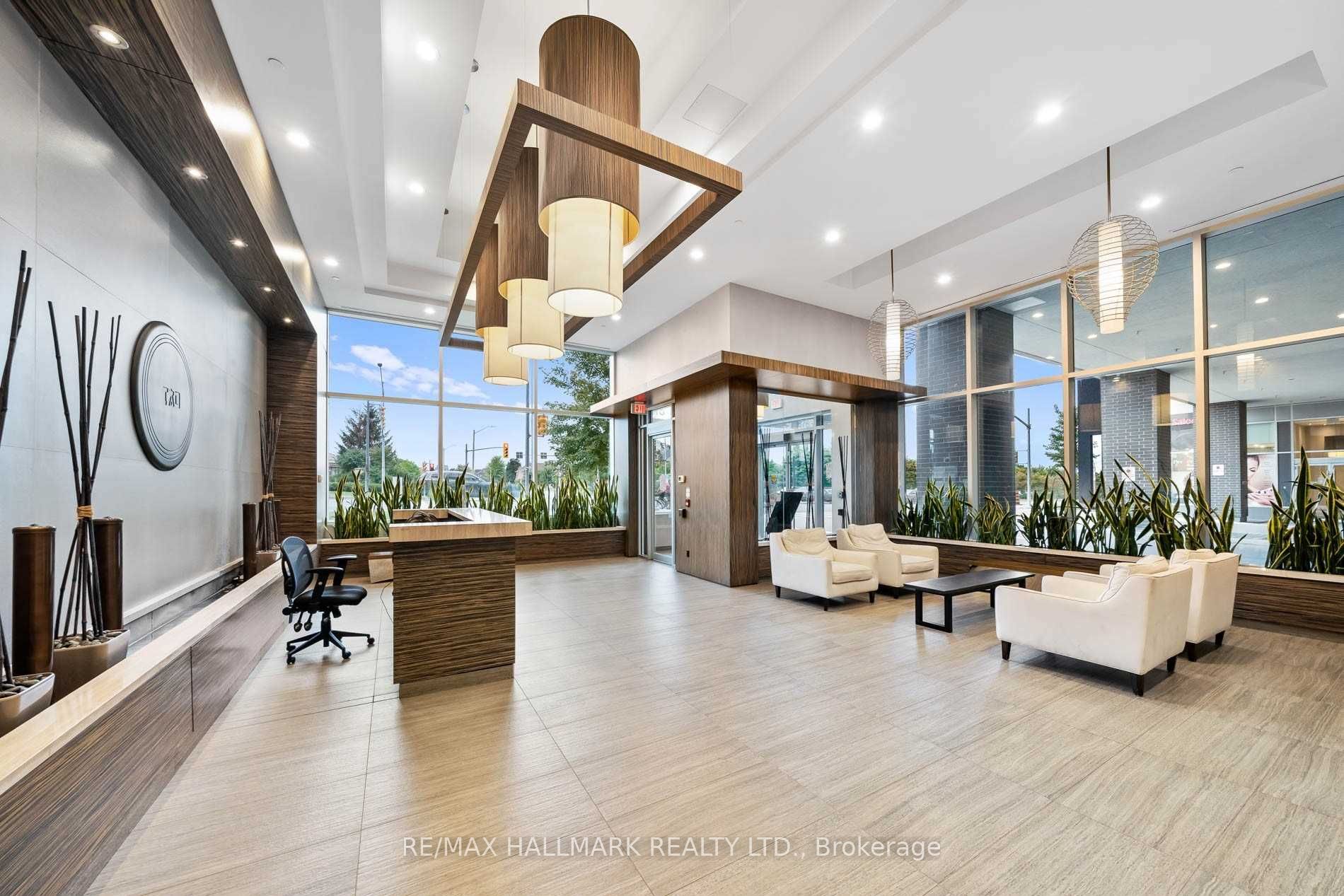 8763 Bayview Avenue 619