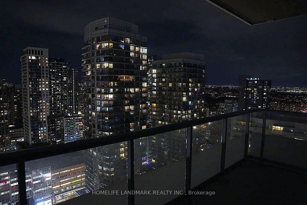 Photo of 50 Dunfield Avenue #3318, Toronto, ON M4S 0E4 (MLS # C13100004)