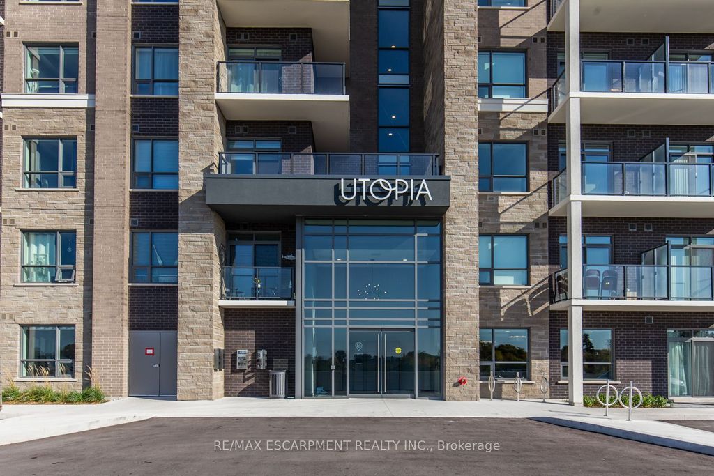 Photo of 5055 Greenlane Road #611, Lincoln, ON L0R 1B3 (MLS # X13065964)