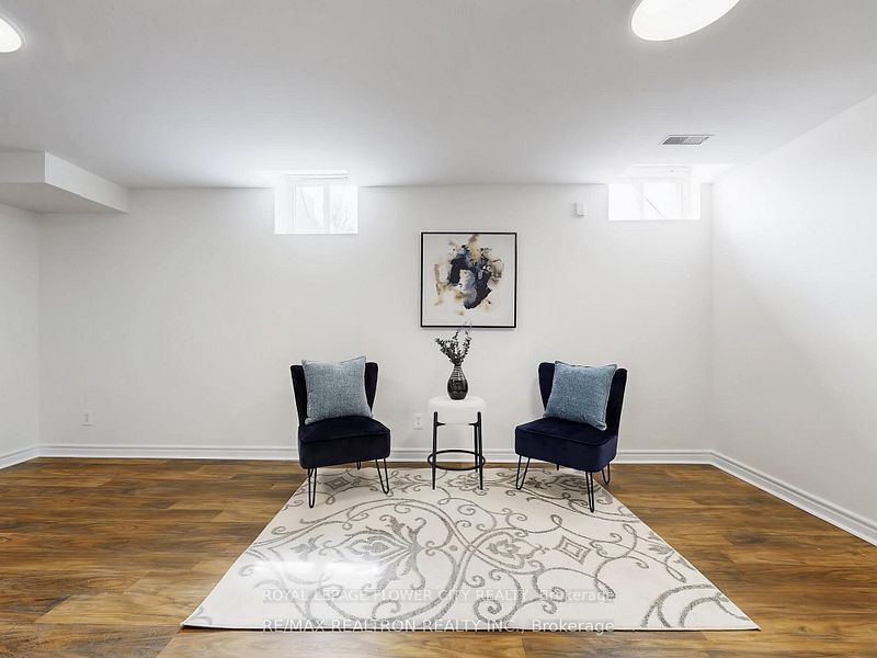 60 Colombo Crescent Basement