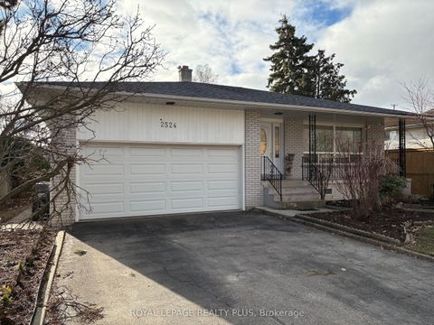 2524 Avongate Drive S Mississauga ON L5C 2X5