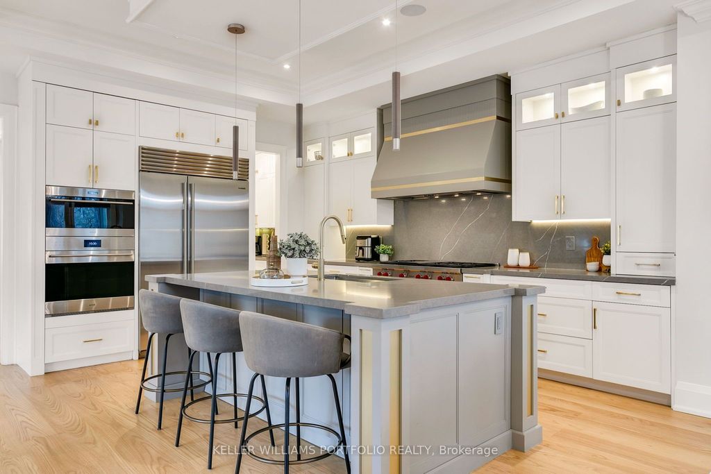 Photo of 1 Oregon Trail, Toronto, ON M9B 1P4 (MLS # W12711442)