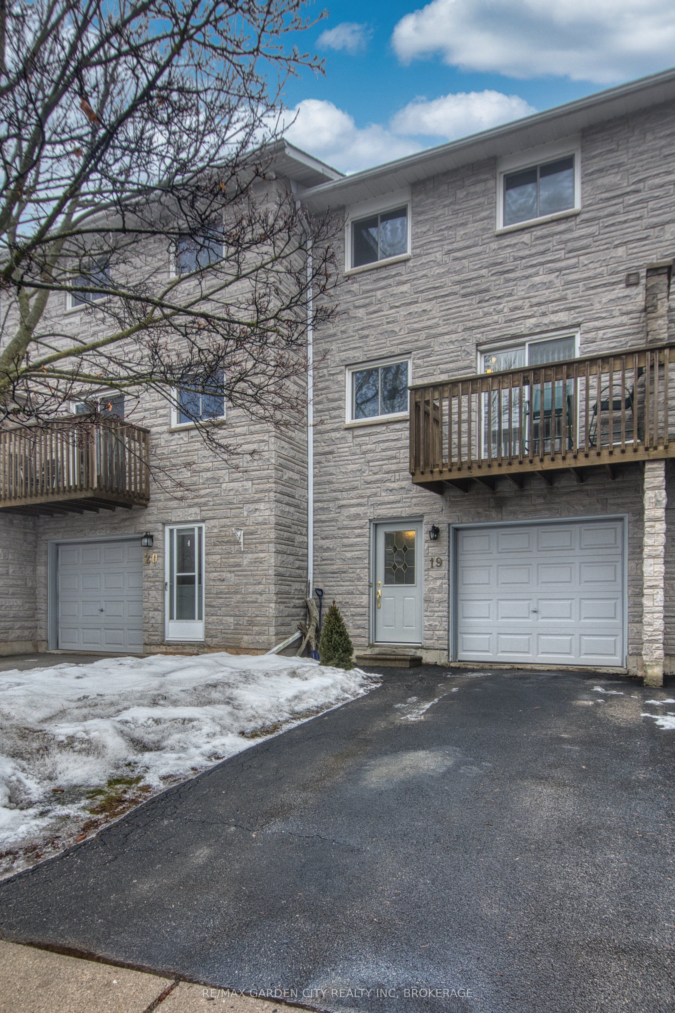 1155 Paramount Drive 19