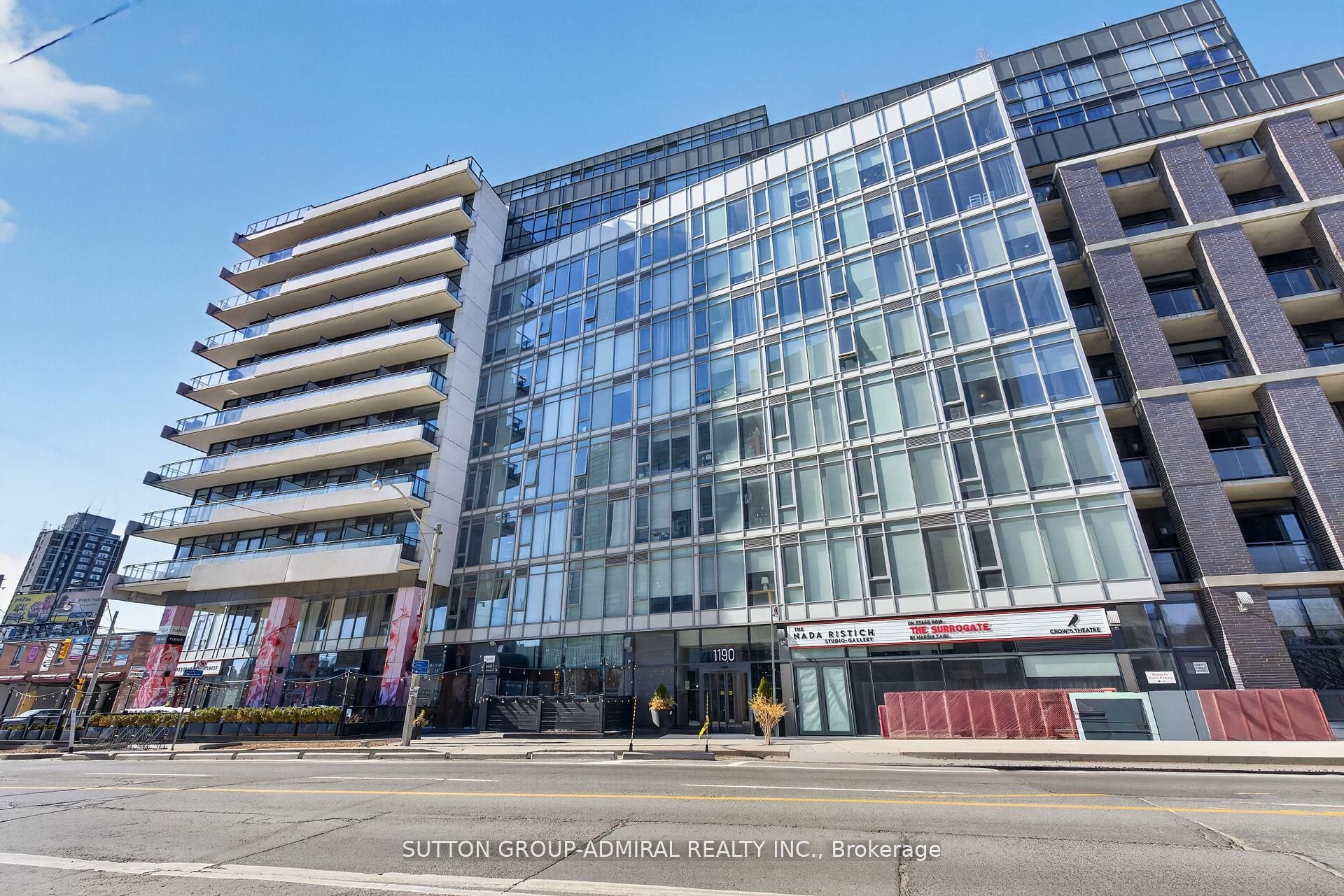 1190 Dundas Street E 725