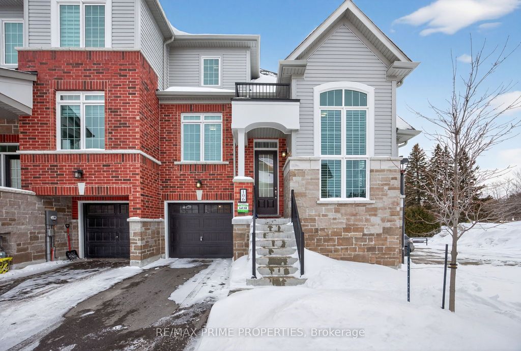 Photo of 106 Lyall Stokes Circle, East Gwillimbury, ON L0G 1M0 (MLS # N12788124)