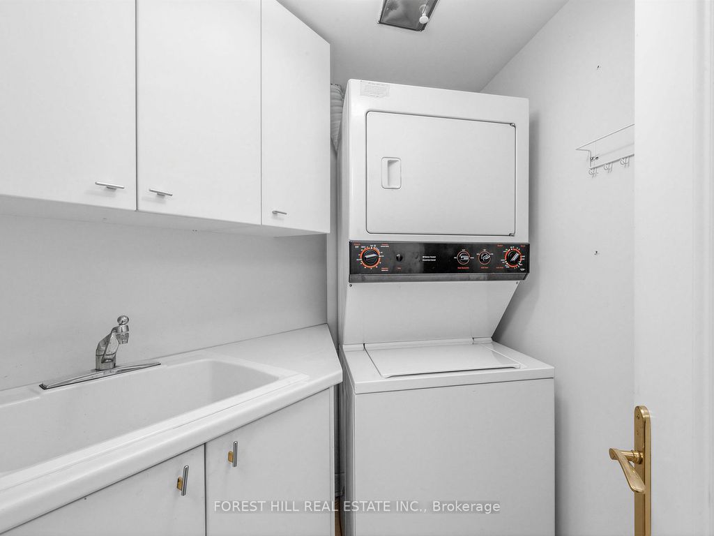 Photo of 2727 Yonge Street #412, Toronto, ON M4N 3R6 (MLS # C13425990)