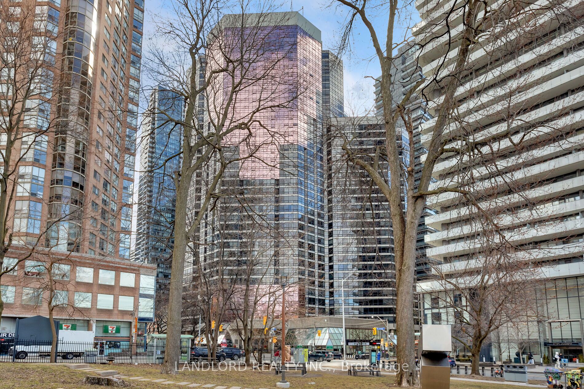 1001 Bay Street 1202