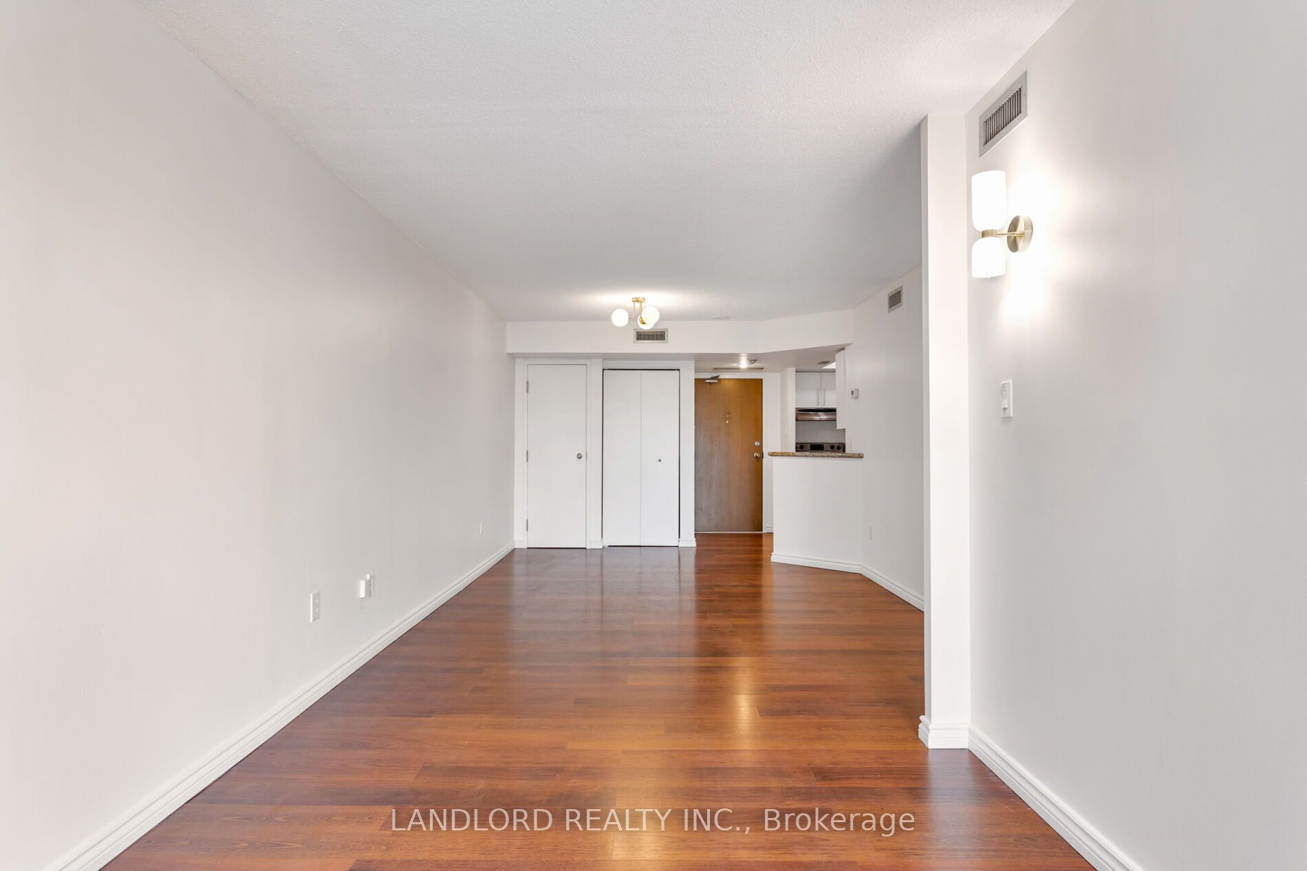 1001 Bay Street 1202