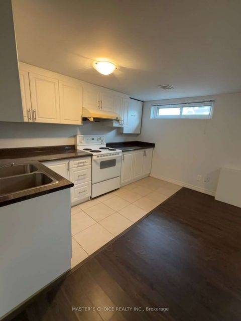 391 Taylor Mills Drive S Richmond Hill ON L4C 2T2