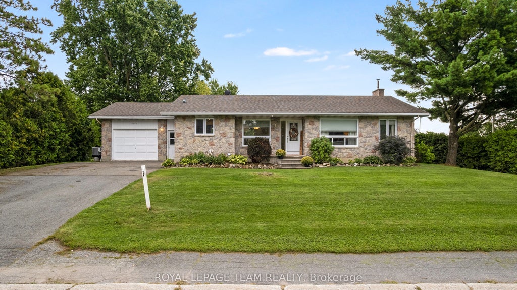 Photo of 4603 Gregoire Road, Russell, ON K4R 1E5 (MLS # X13865116)