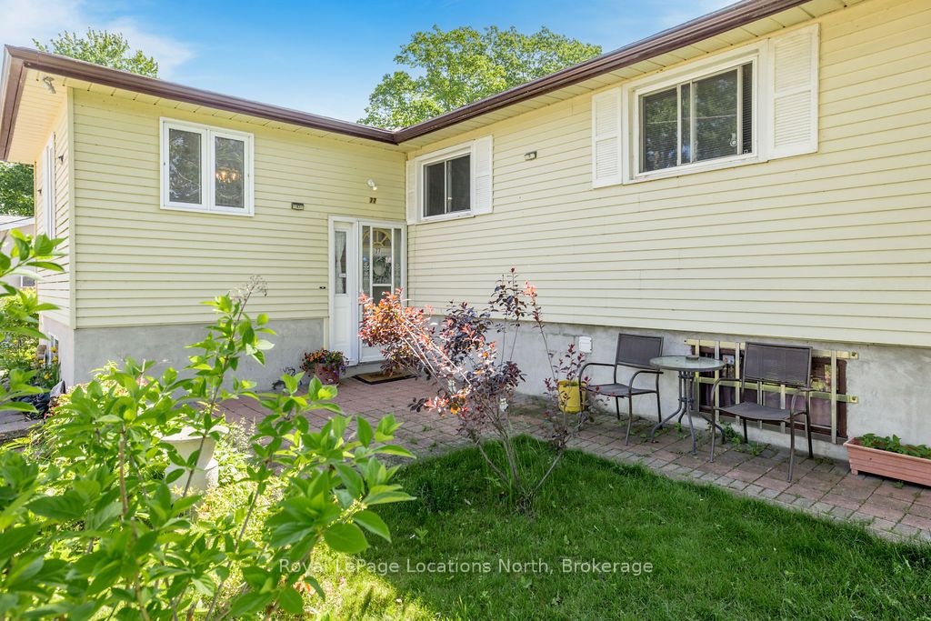 77 Laidlaw Street