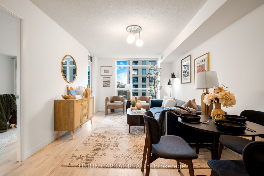 Photo of 231 Fort York Boulevard #332, Toronto, ON M5V 1B2 (MLS # C12544854)