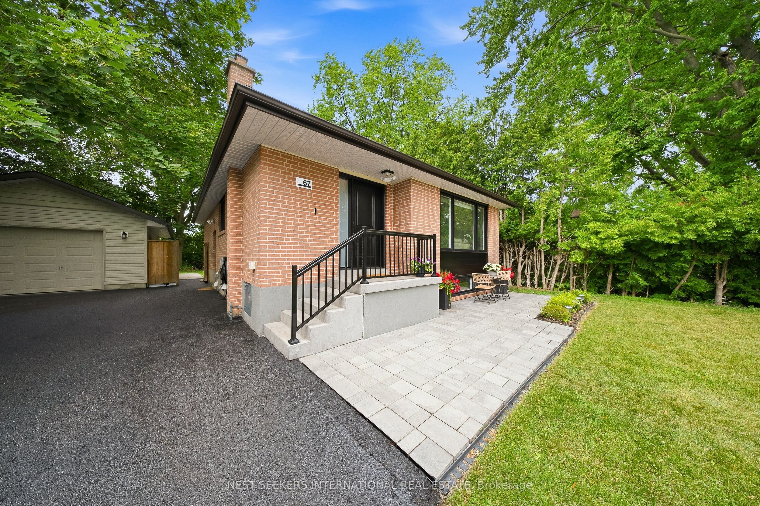 67 Foreht Crescent