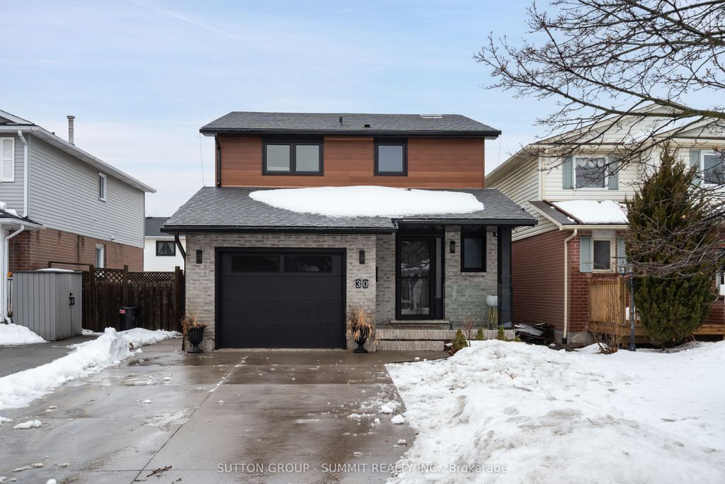 Photo of 30 BUCHANAN Crescent, Thorold, ON L2V 4M5 (MLS # X12807100)