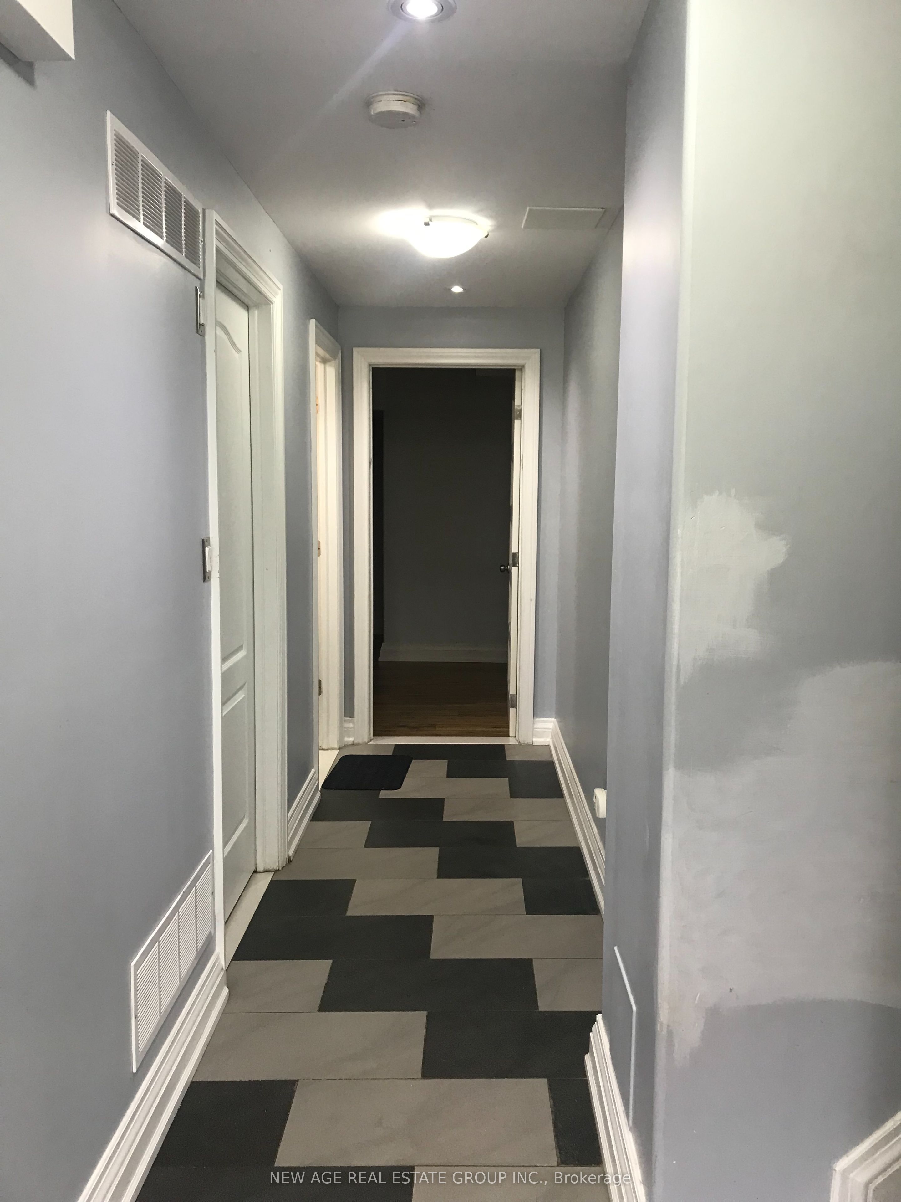 80 Tatra Crescent Basement