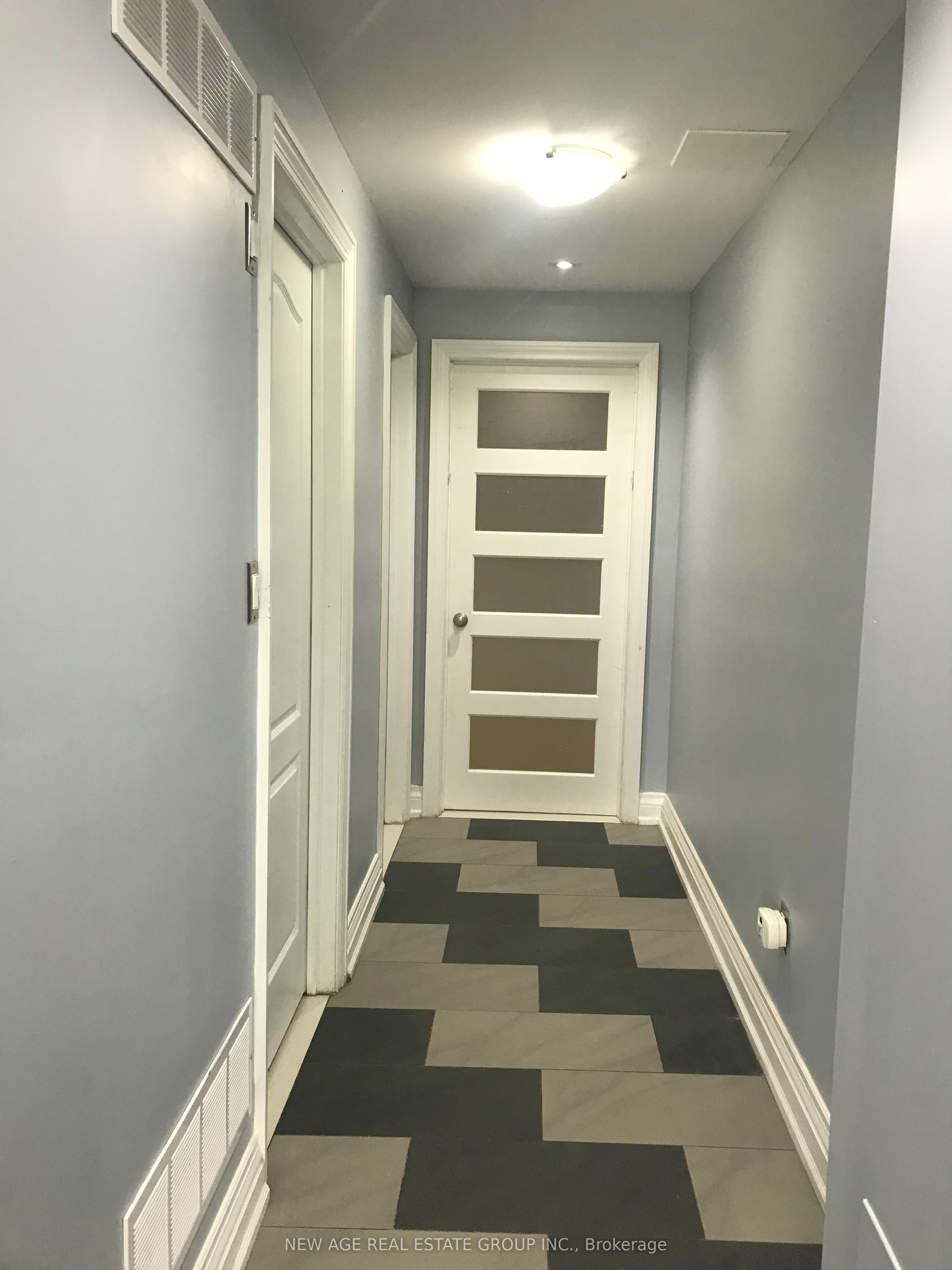 80 Tatra Crescent Basement