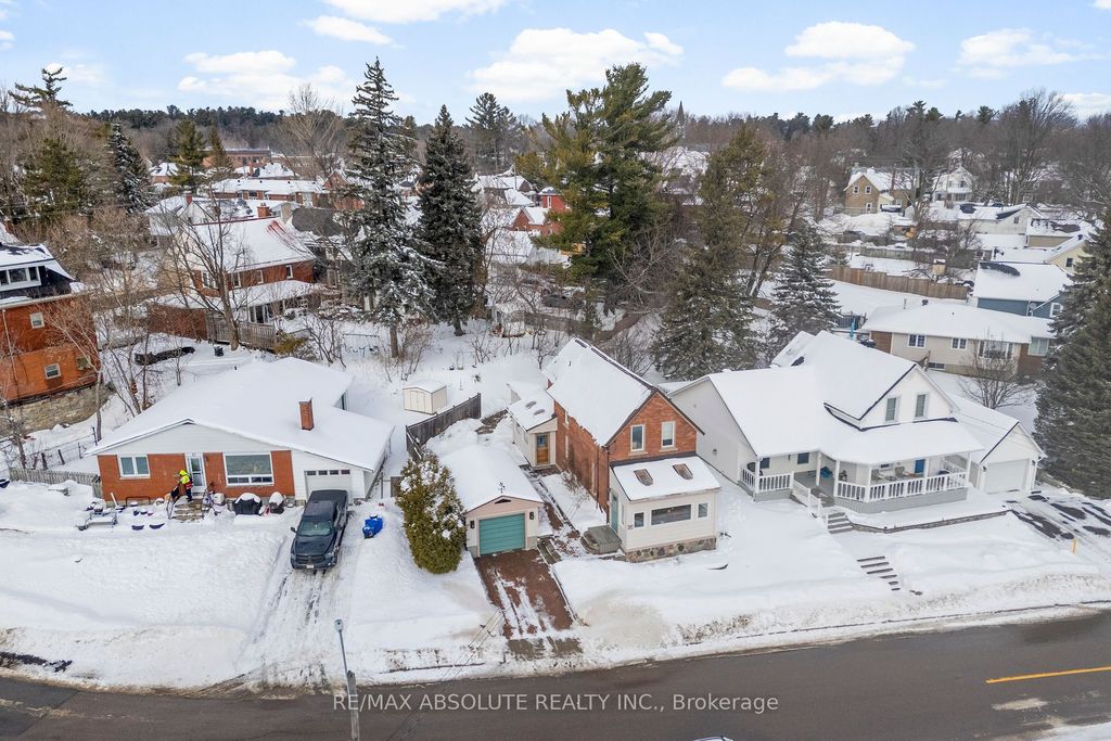 Photo of 17 Victoria Street, Arnprior, ON K7S 3J4 (MLS # X12750978)