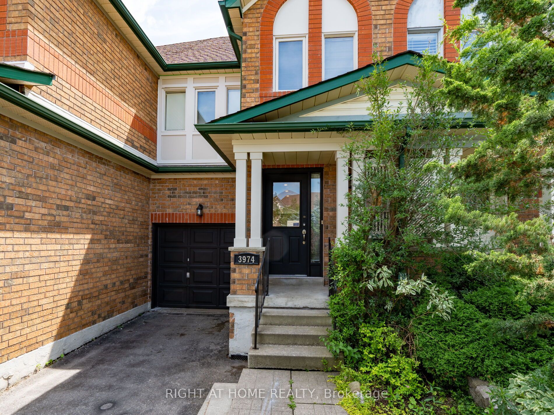 3974 Discovery Court