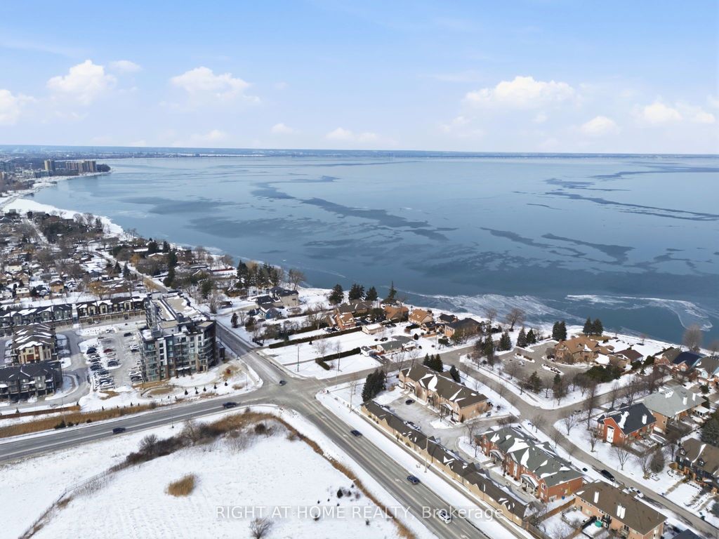 Photo of 590 North Service Road #67, Hamilton, ON L8E 0K5 (MLS # X12785844)