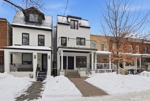 390 St Clarens Avenue Toronto ON M6H 3W3