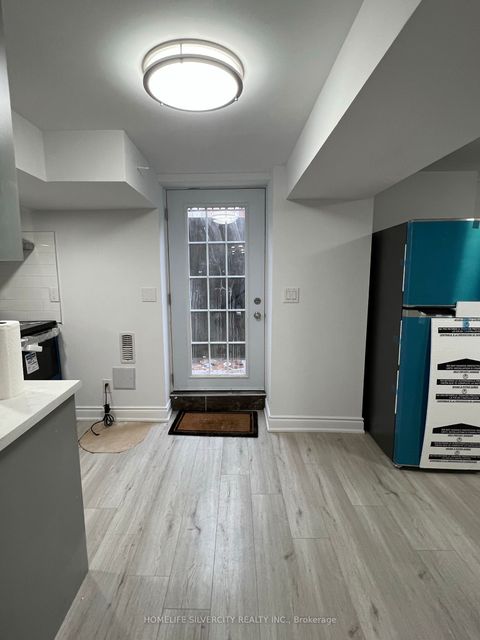 109 Monteith Crescent Bsmnt Vaughan ON L6A 3M8