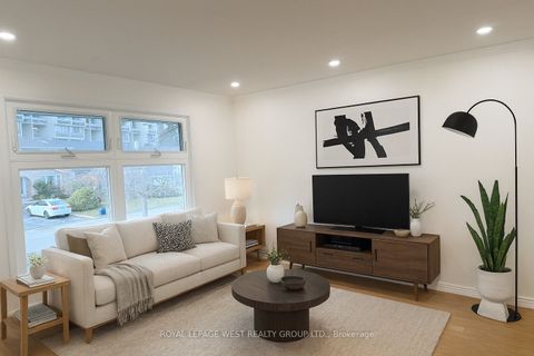 1294 Forest Hill Upper Oakville ON L6H 2S4