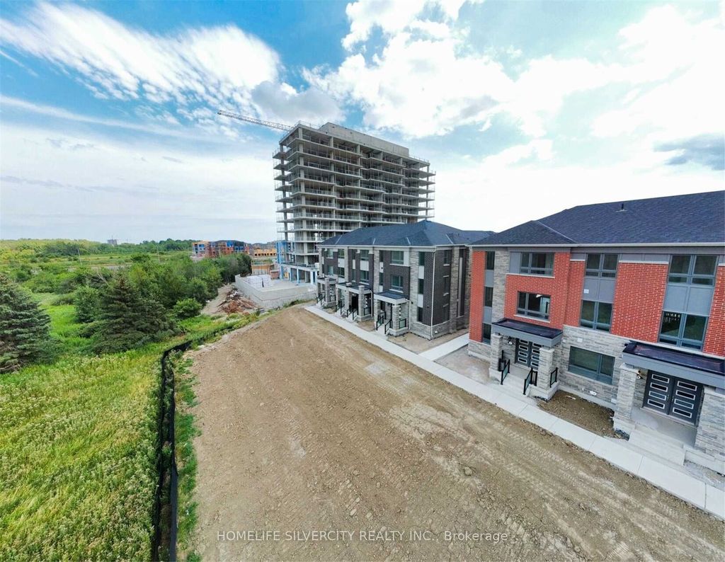 Photo of 15 Summer Wind Lane, Brampton, ON L7A 0Y4 (MLS # W12852452)