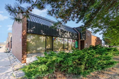 330 Esna Park Drive 37 Markham ON L3R 1H3