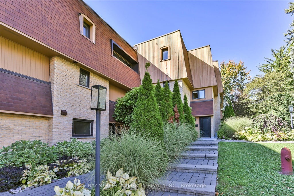 Photo of 250 Erskine Avenue #7, Toronto, ON M4P 1Z4 (MLS # C13837666)