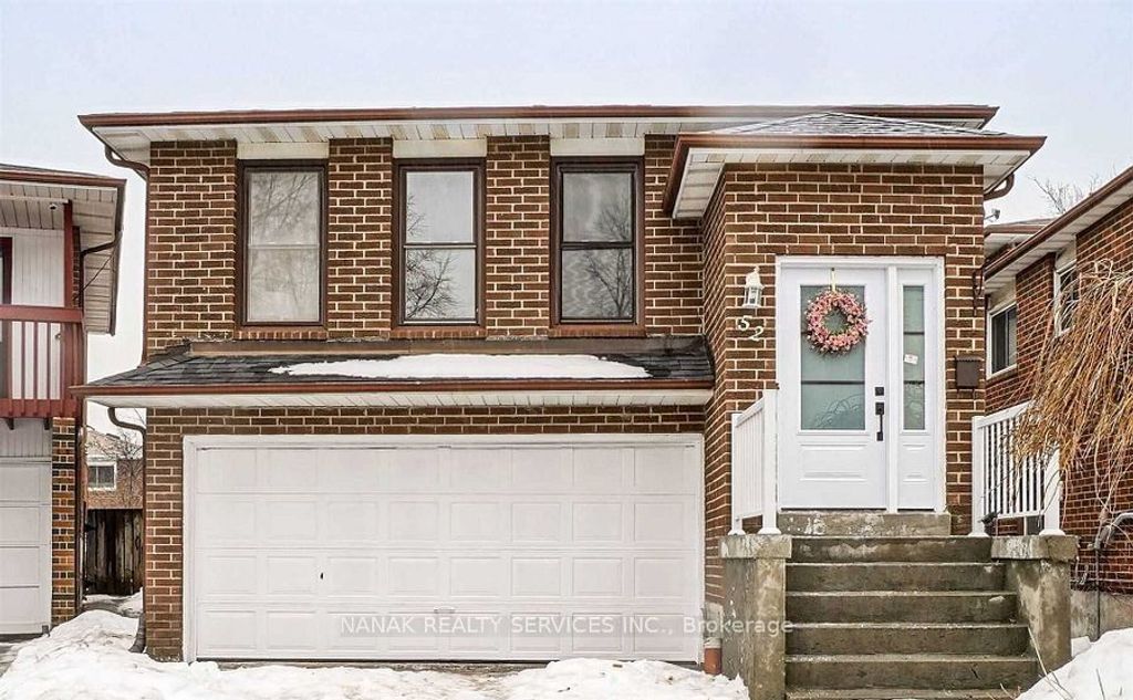 Photo of 52 Maplehurst Square, Brampton, ON L6Z 1J6 (MLS # W12533350)