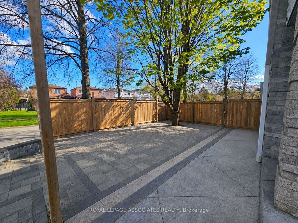 Photo of 8 Chalmers Crescent, Ajax, ON L1S 5Z5 (MLS # E13149856)