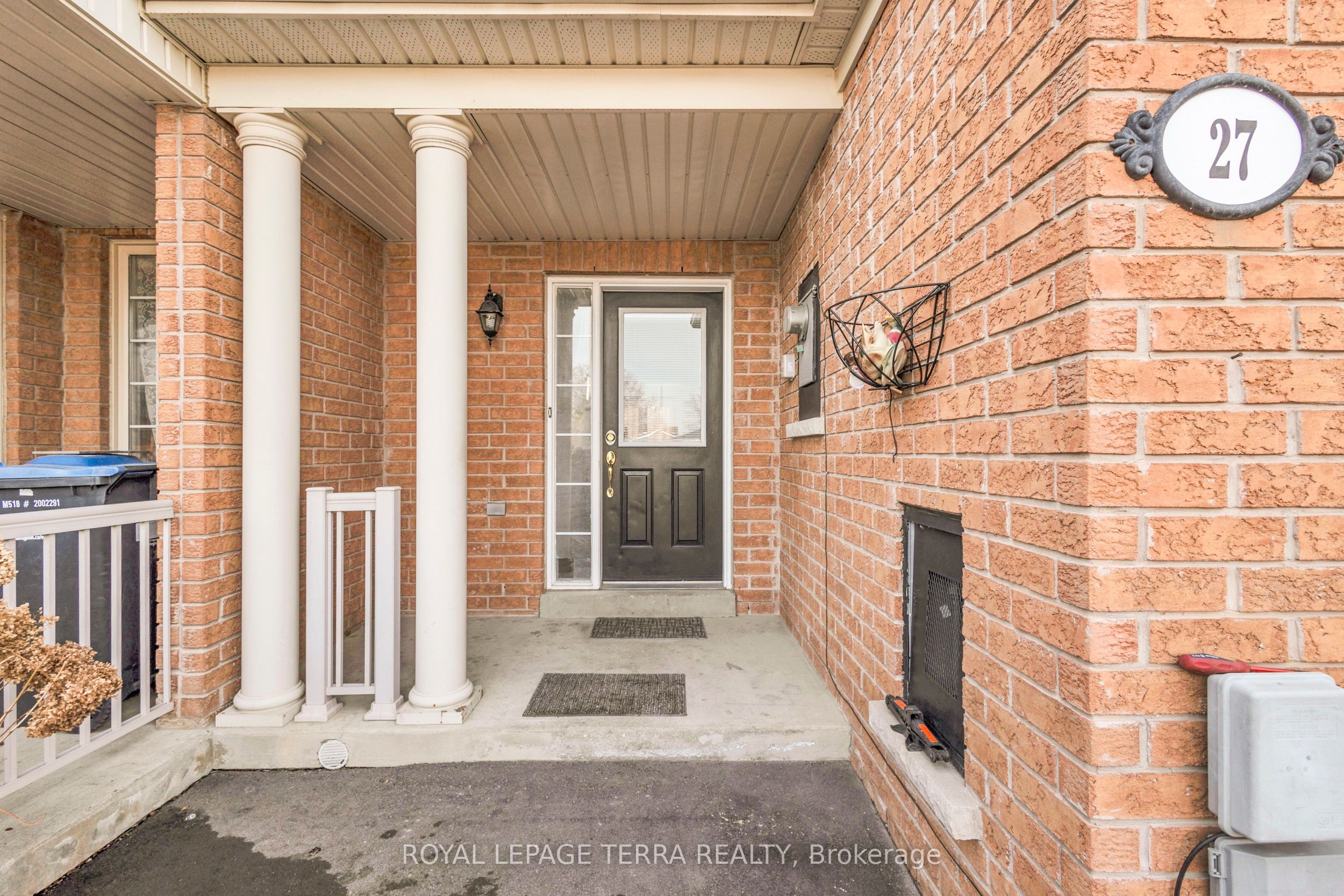 27 Brucewood Road 105