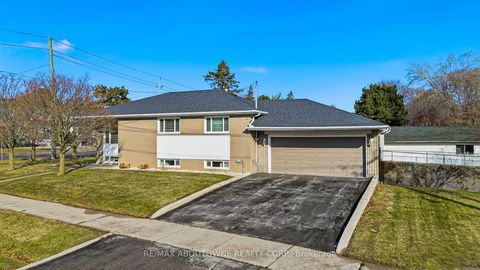 491 Warminster Drive Oakville ON L6L 4N4