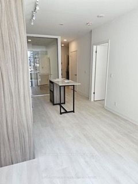 8 Beverley Glen Boulevard C-105 Vaughan ON L4J 0L5