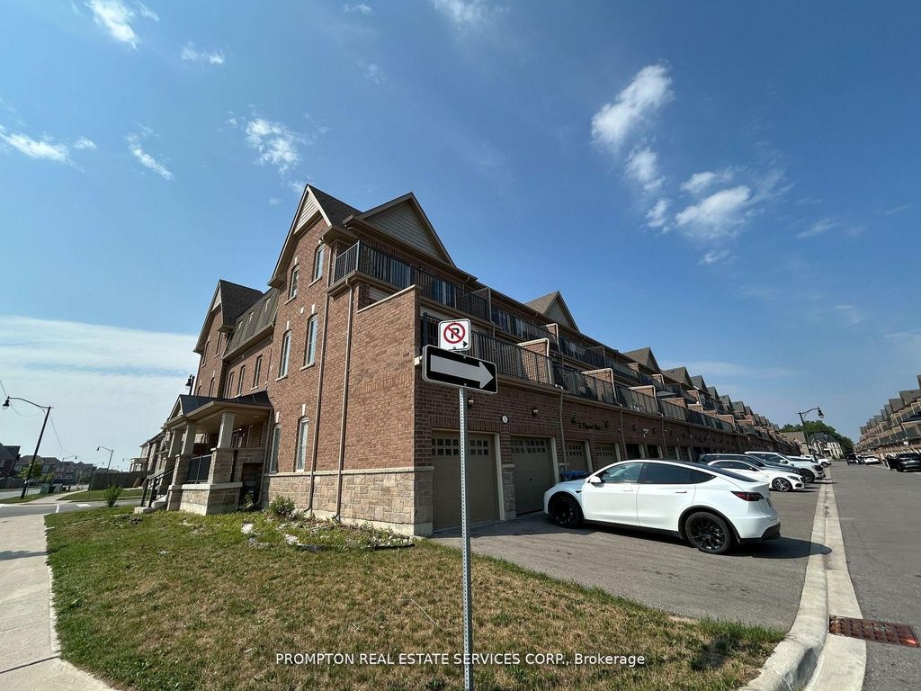 Photo of 1 Fresnel Road, Brampton, ON L7A 4Z2 (MLS # W12756652)