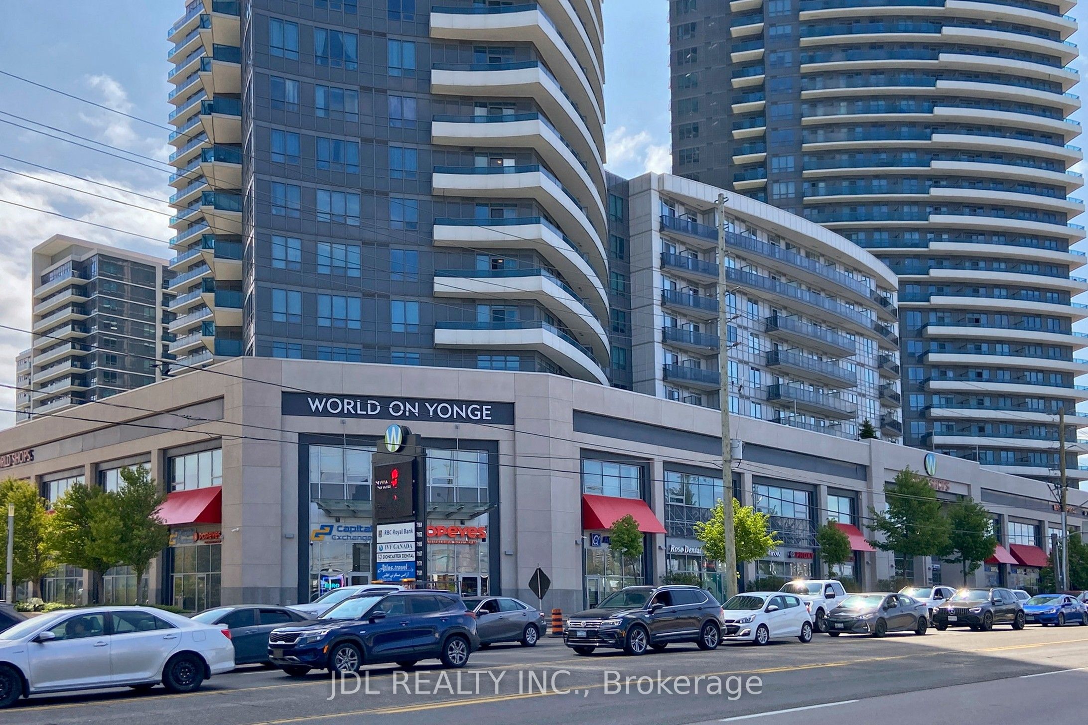 7171 Yonge Street 736