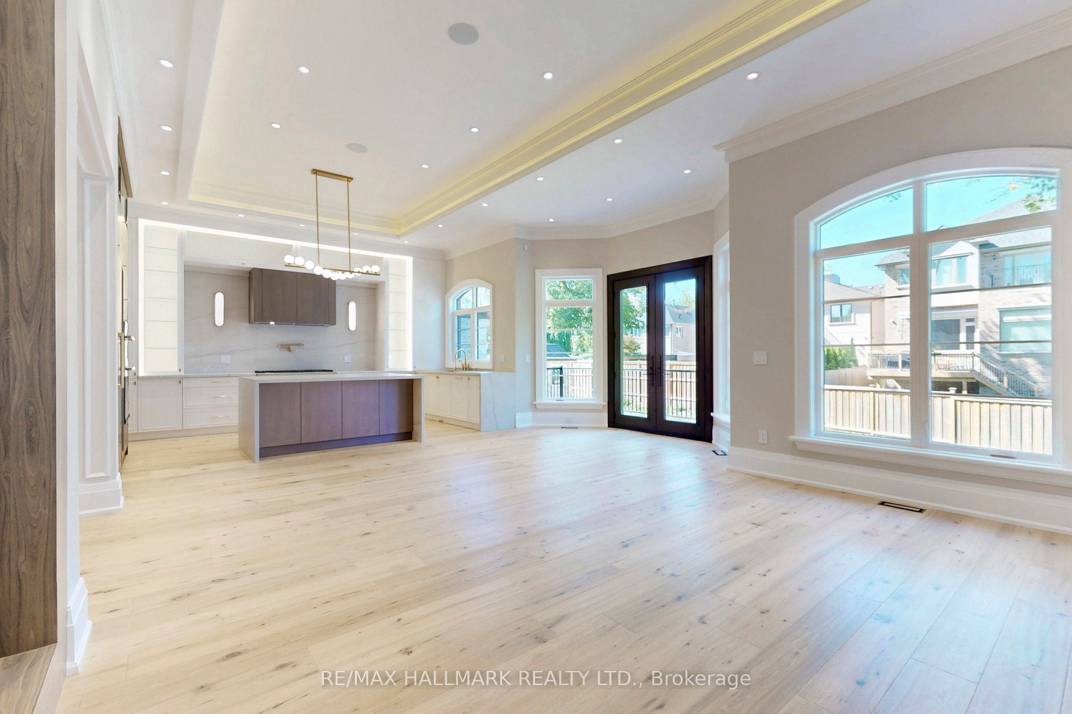 152 Olde Bayview Avenue