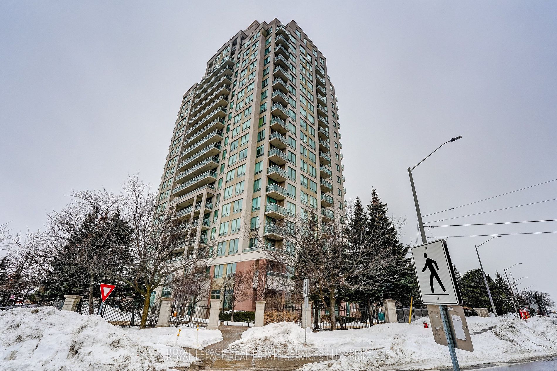 1359 Rathburn Road 1106