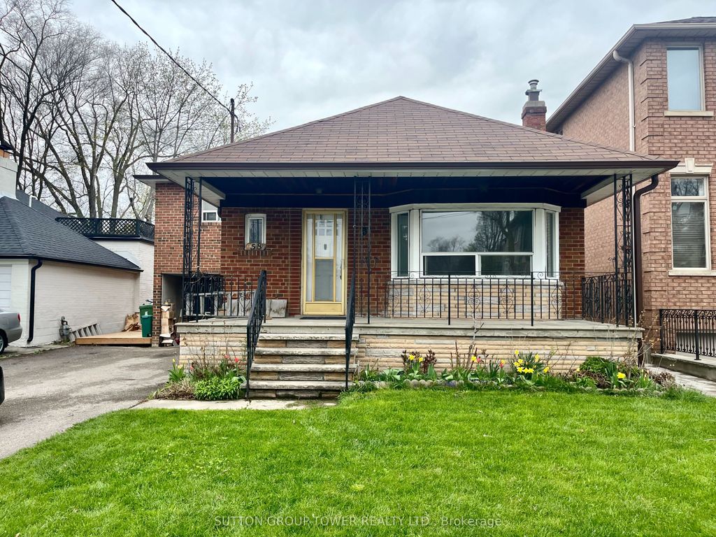 Photo of 58 Shelborne Avenue, Toronto, ON M5N 1Z1 (MLS # C13055670)